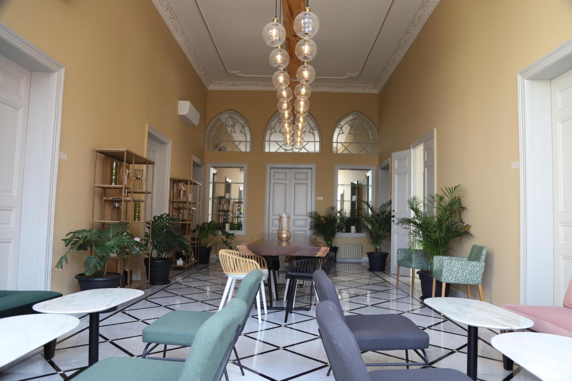 Lost Gemmayzeh Hotel 3*